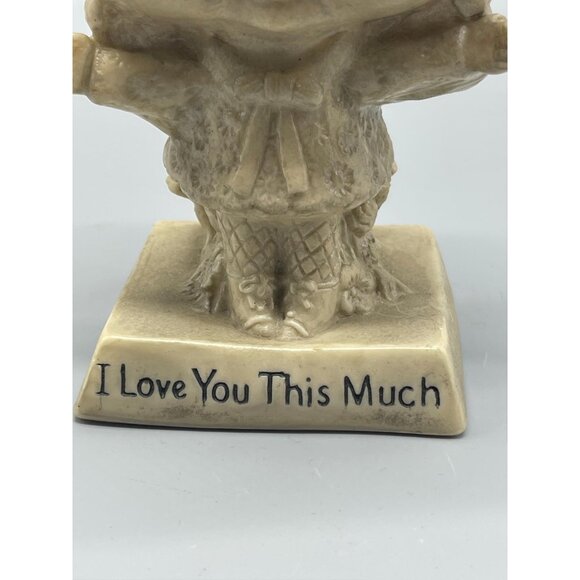 Vintage 1970 W&R Berries figurine I Love You This Much sillisculpt figurine READ - Picture 6 of 6